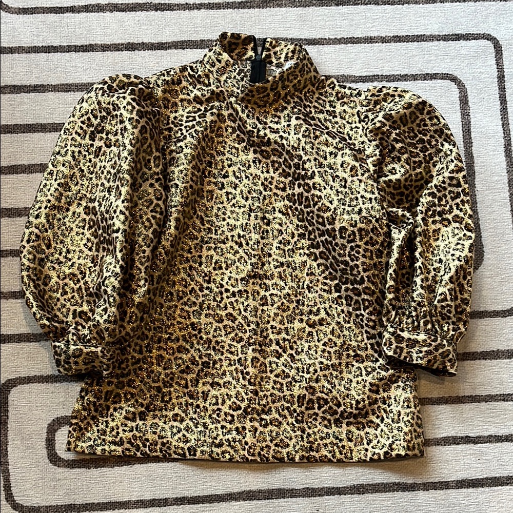 Leopard Print Puff Sleeve Top